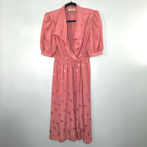 VTG 80s Liz claiborne Short Puff Sleeve Dress V-Neck Salmon Color Size 8 Classic - Picture 1 of 12